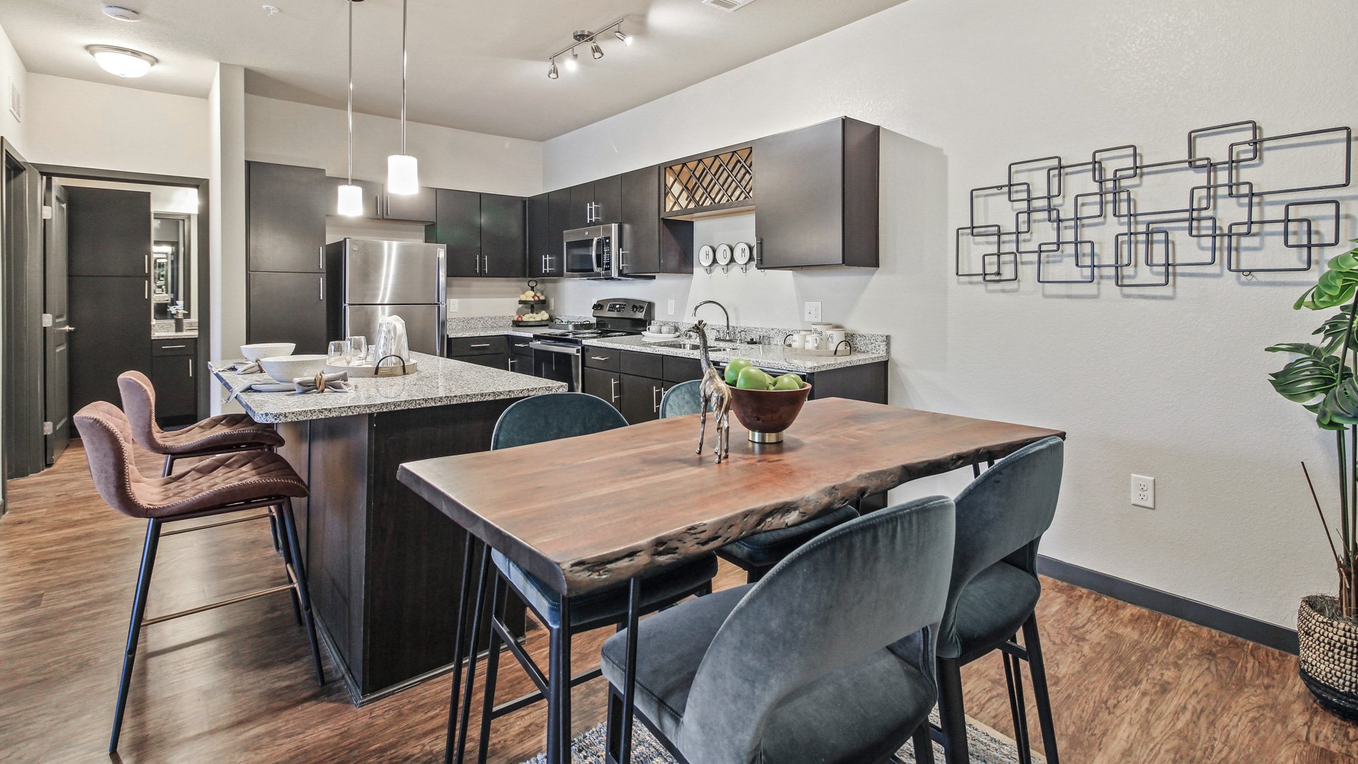 Photos of Springs at Lakeville in Lakeville, Minnesota